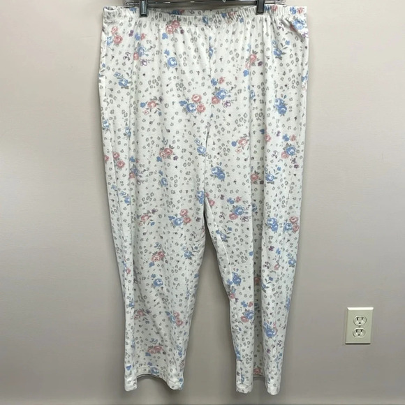 Charter Club Intimates Long Sleeve Button Down Pajama Set White Floral XL - Picture 2 of 16